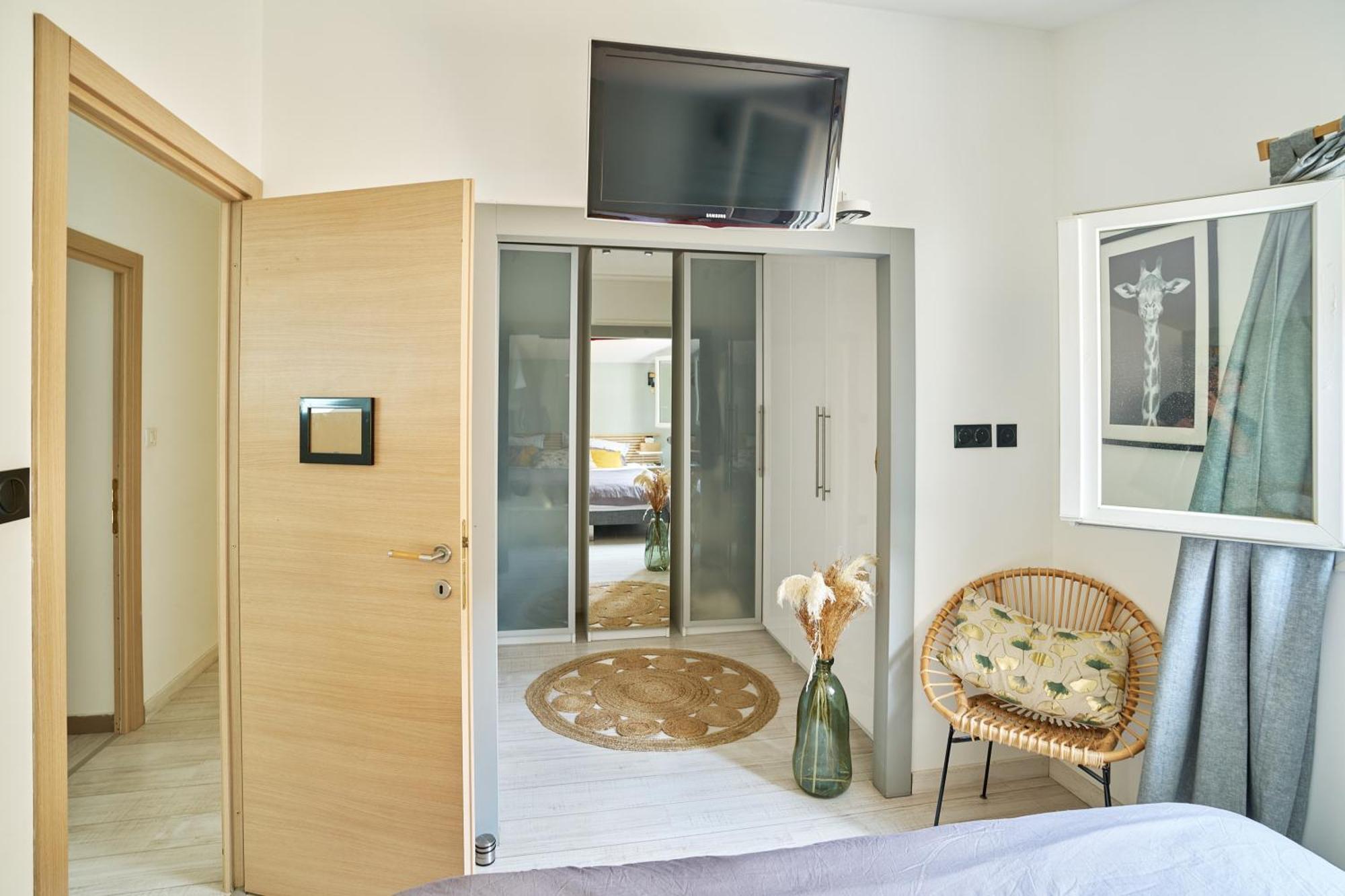 Maison De Ville Moderne Climatisee Avec Piscine Morieres-les-Avignon ภายนอก รูปภาพ